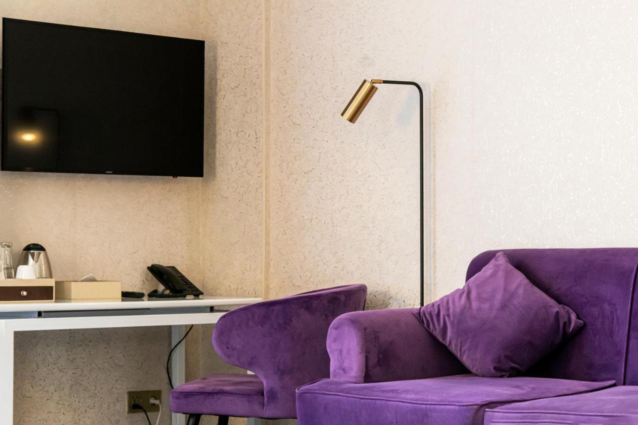 Orient Hotel Bişkek Dış mekan fotoğraf